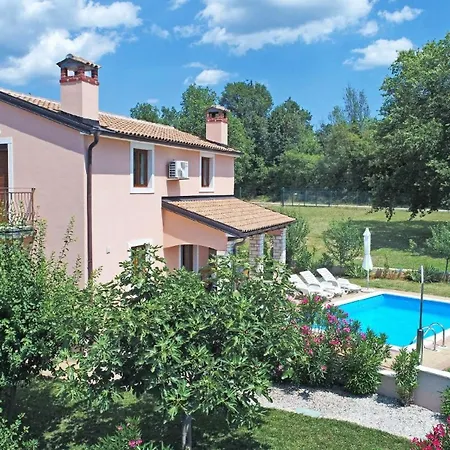Holiday home Mit Privatpool Fuer 6 Personen Ca 115 Qm In Radetici, Istrien Binnenland Von Istrien *